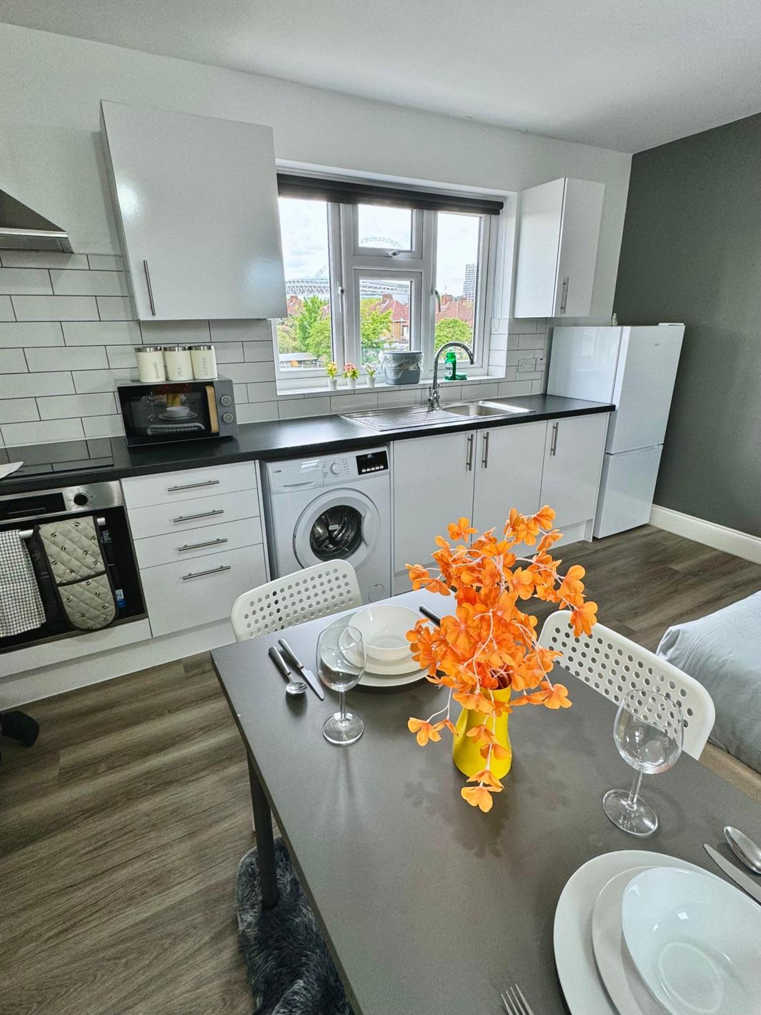Bright Studio Loft 30Min To Central ลอนดอน ภายนอก รูปภาพ