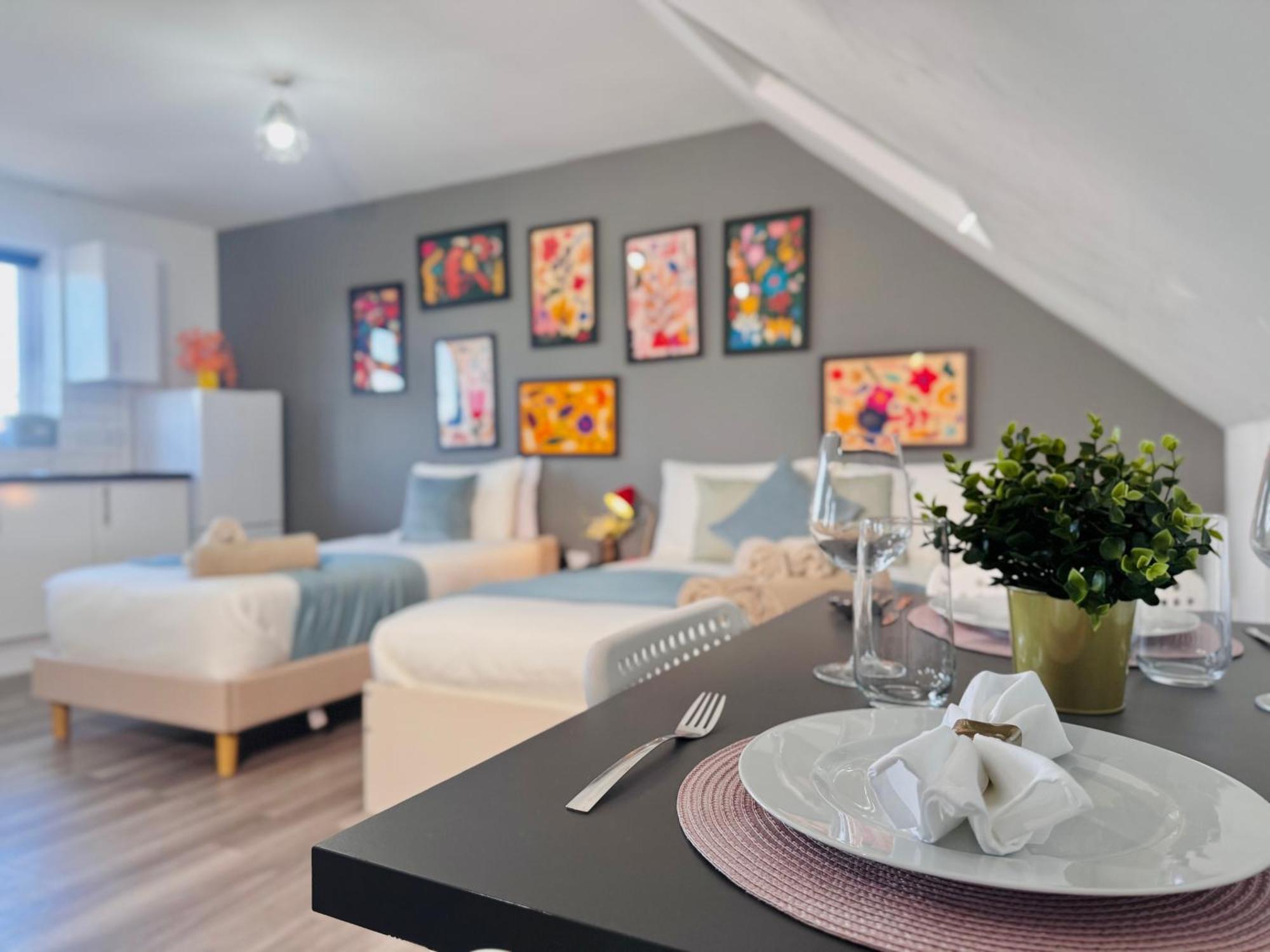 Bright Studio Loft 30Min To Central ลอนดอน ภายนอก รูปภาพ