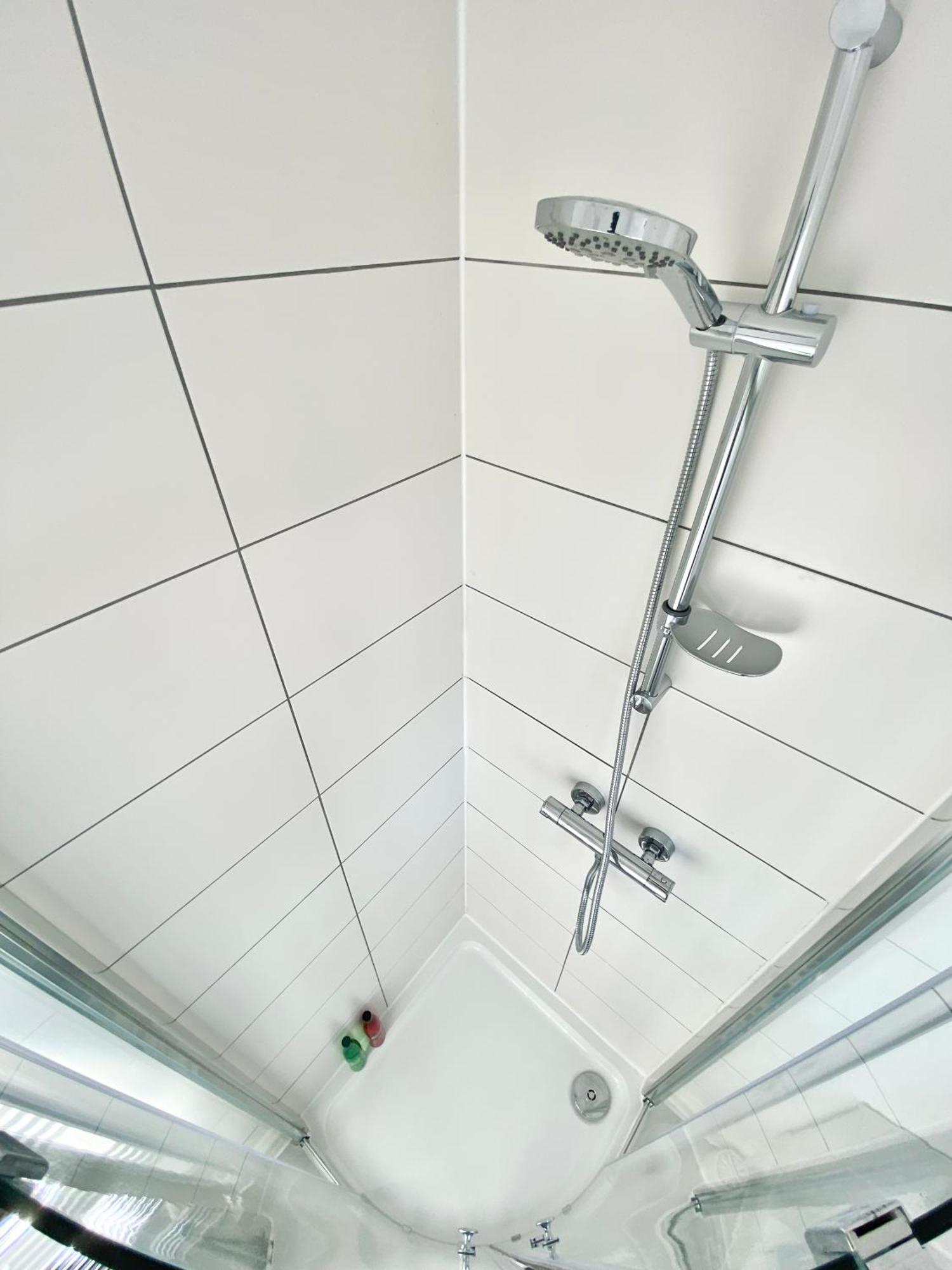 Bright Studio Loft 30Min To Central ลอนดอน ภายนอก รูปภาพ